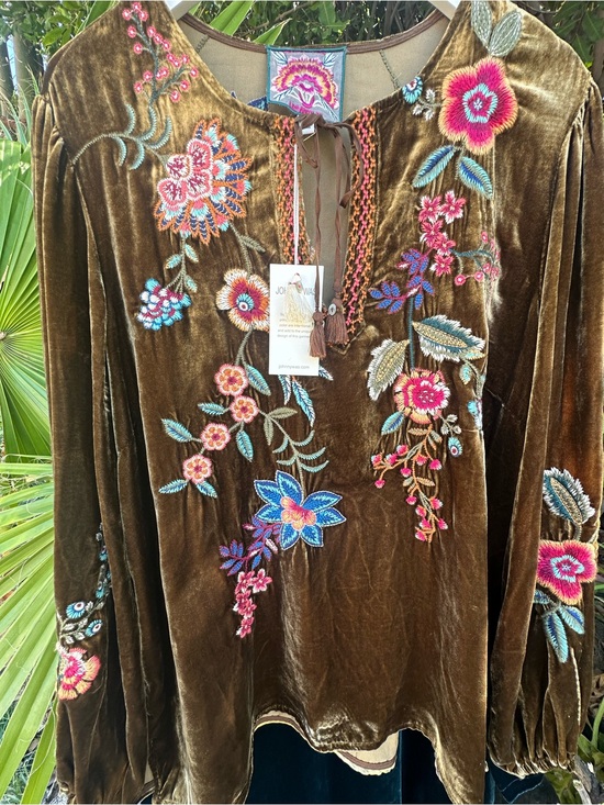 Johnny Was Tops - Johnny Was Olive Gold Velvet Embroidered Peasant Tunic